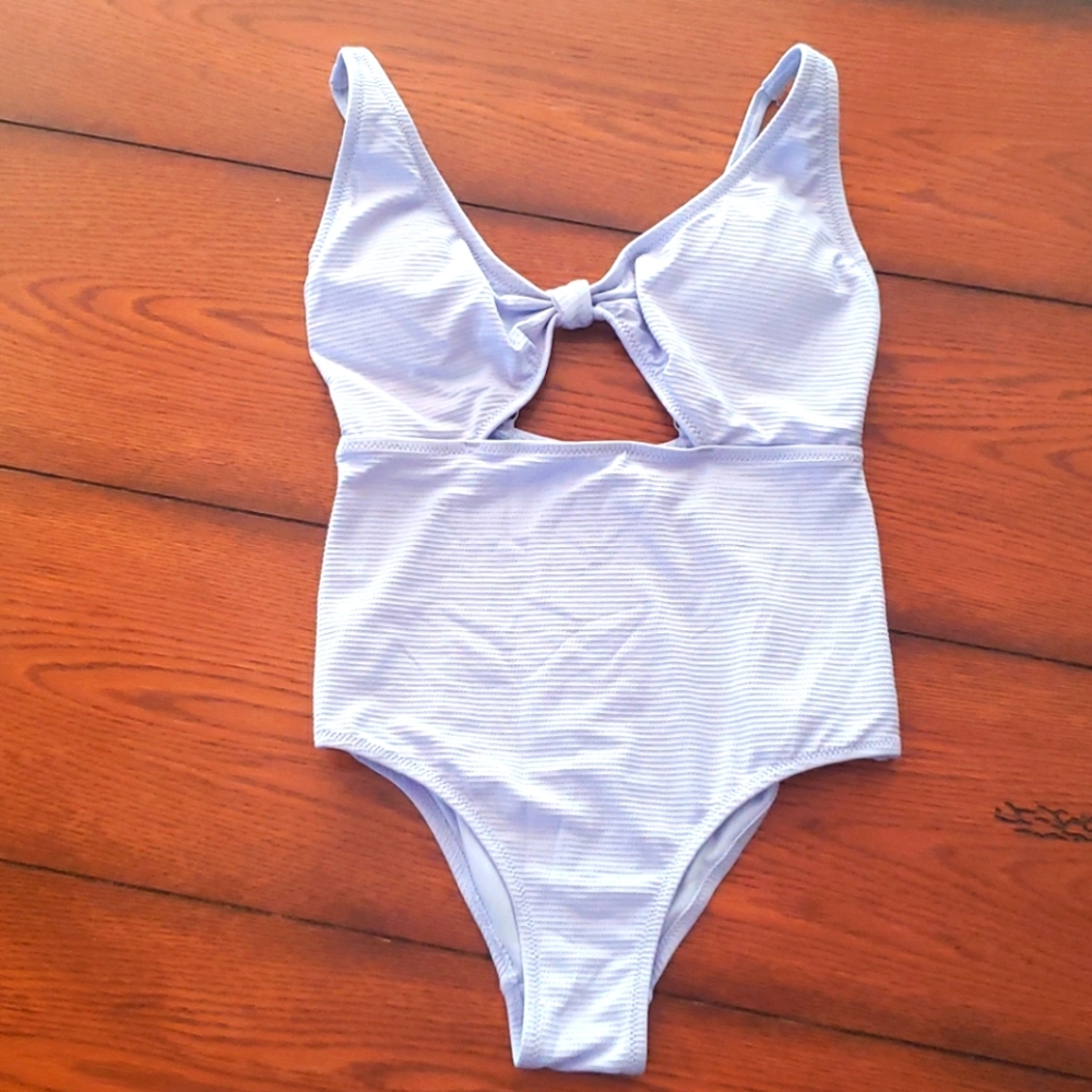 H&M one piece swimsuit